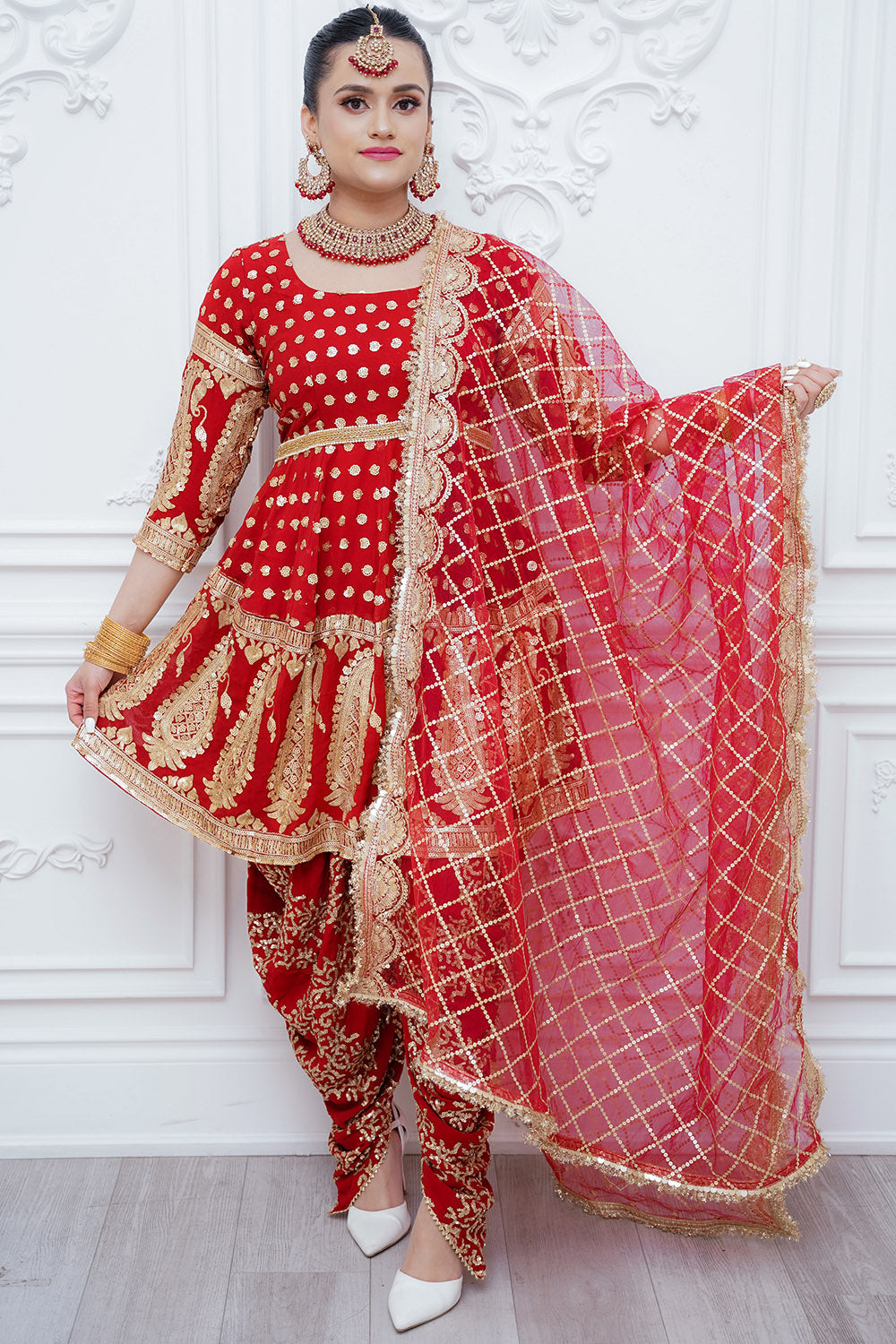 Embroidered mul cotton short Anarkali suit with cotton pants (Aarti)